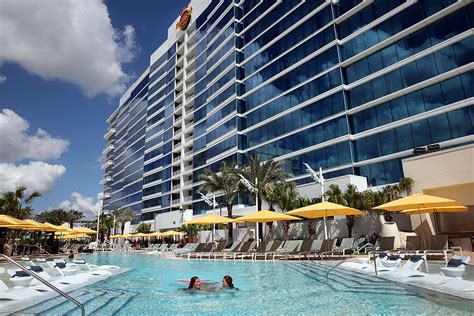 Hardrock tampa - 5223 Orient Rd, Tampa, FL 33610. (813) 627-7625. seminolehardrocktampa.com. About. Seminole Hard Rock Hotel & Casino Tampa is a AAA Four Diamond-rated hotel boasting 800 guestrooms and suites, three lavish pools, Rock Spa® & Salon, award-winning restaurants and 245,000-sq. ft. of gaming space featuring an array of slot machines, blackjack ... 